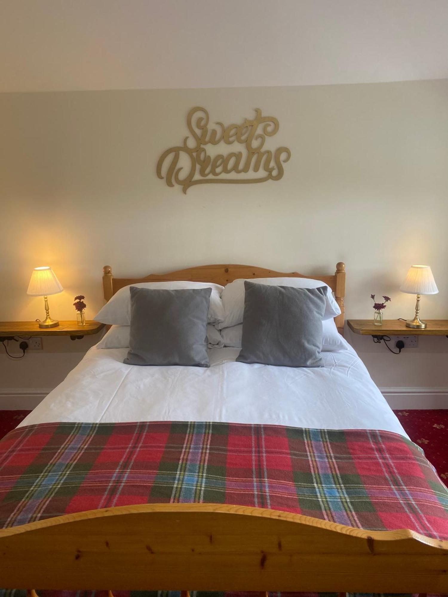 The Gordon Arms Restaurant With Rooms Yarrow Extérieur photo
