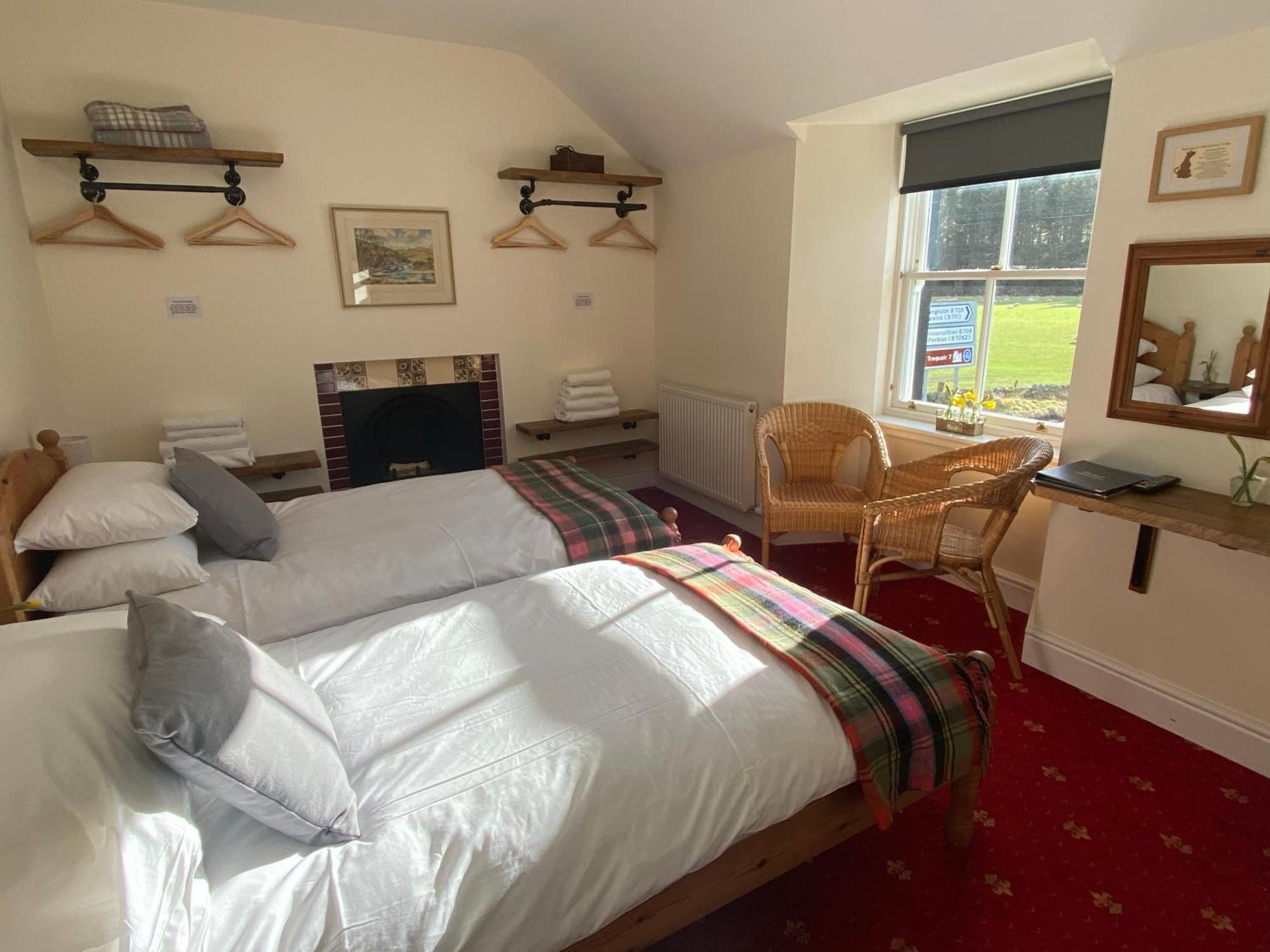 The Gordon Arms Restaurant With Rooms Yarrow Extérieur photo